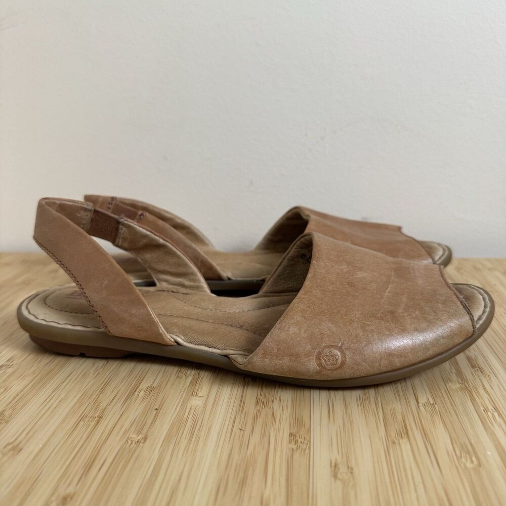 Born Womens Brown Leather Trang Sandals Slip On Flats Cushion Comfort Neutral 8